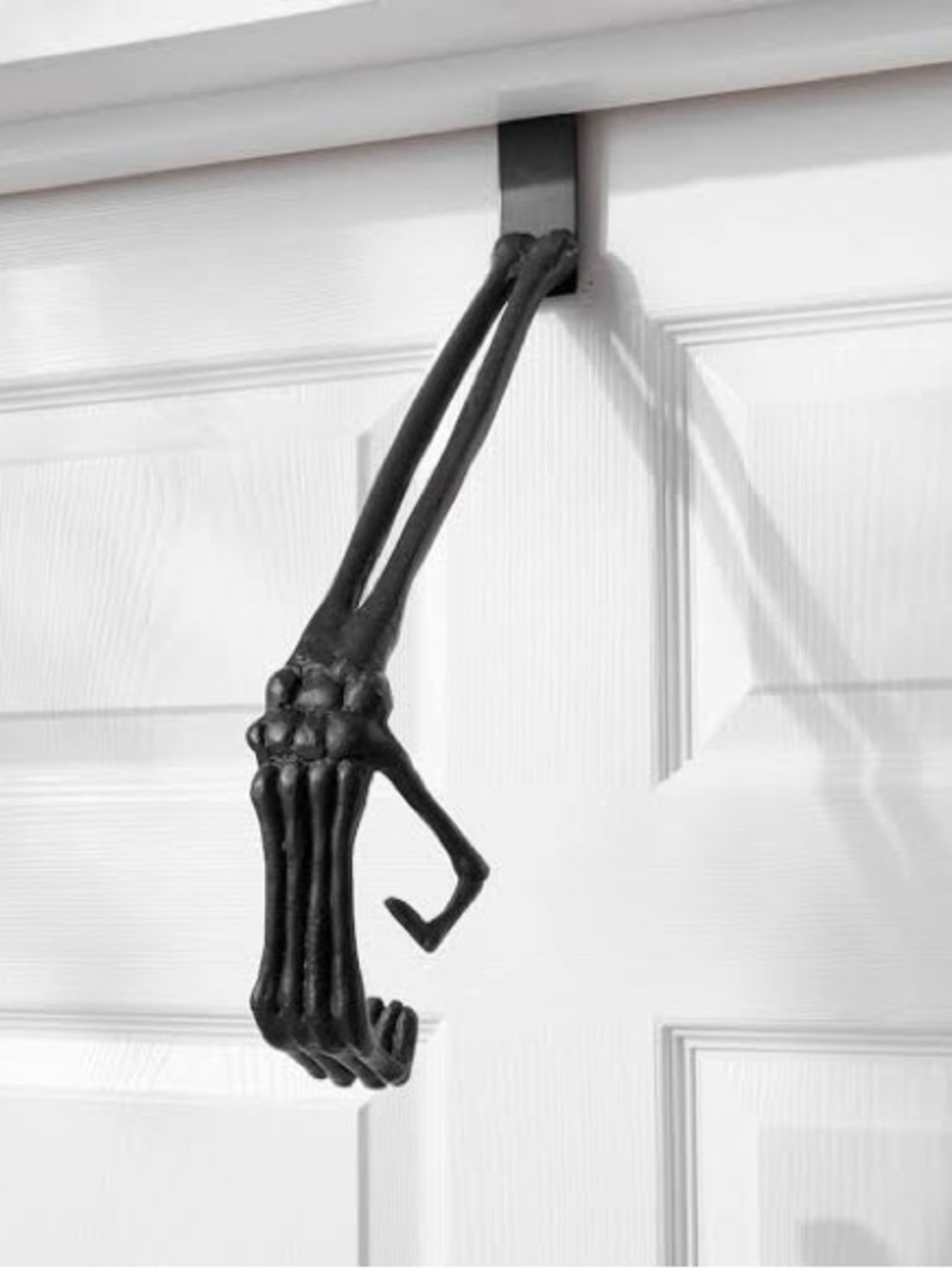 Pottery Barn Skeleton 💀 Hand Iron Wreath Hanger BN - Picture 3 of 7